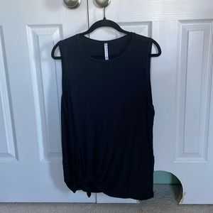 Fabletics black muscle shirt